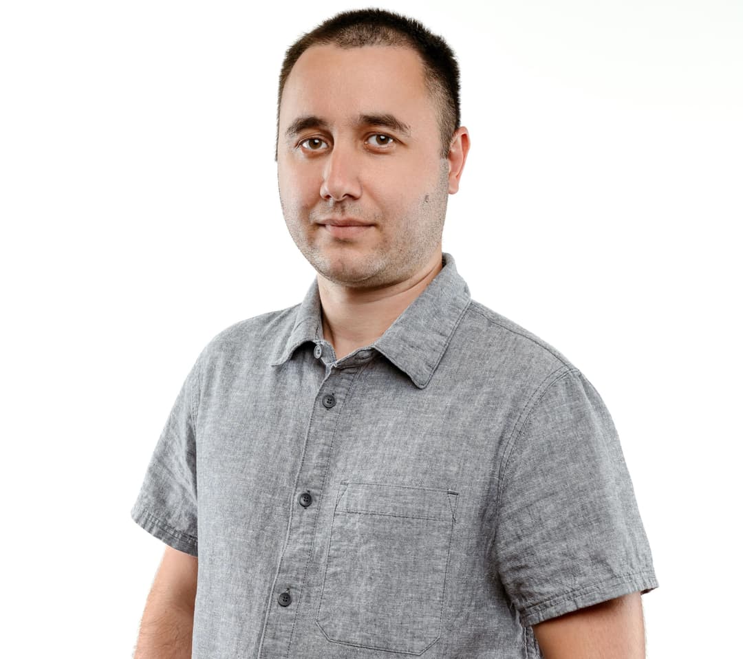 Рустам Хасанов